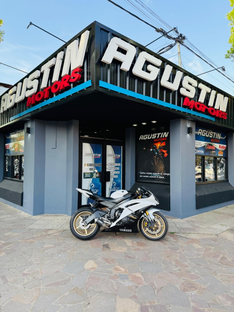 Yamaha R6 — foto 4